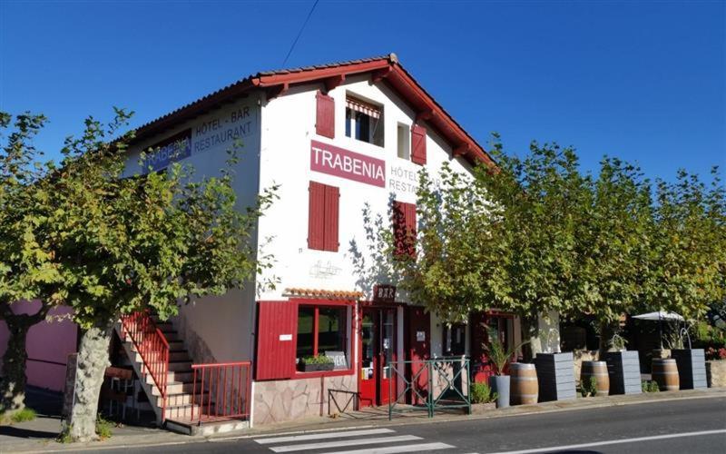 Hotel Restaurant Trabenia Ascain Exterior foto